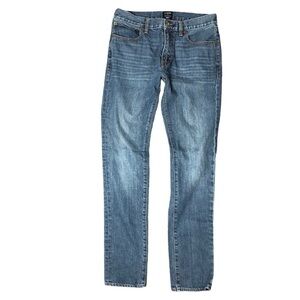 J Crew Factory The Driggs slim fitting jeans 100% cotton 28x32